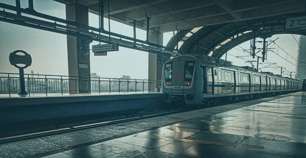 Decarbonising public transportation in India